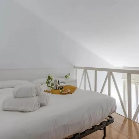 Two-room San Babila דירה מילאנו